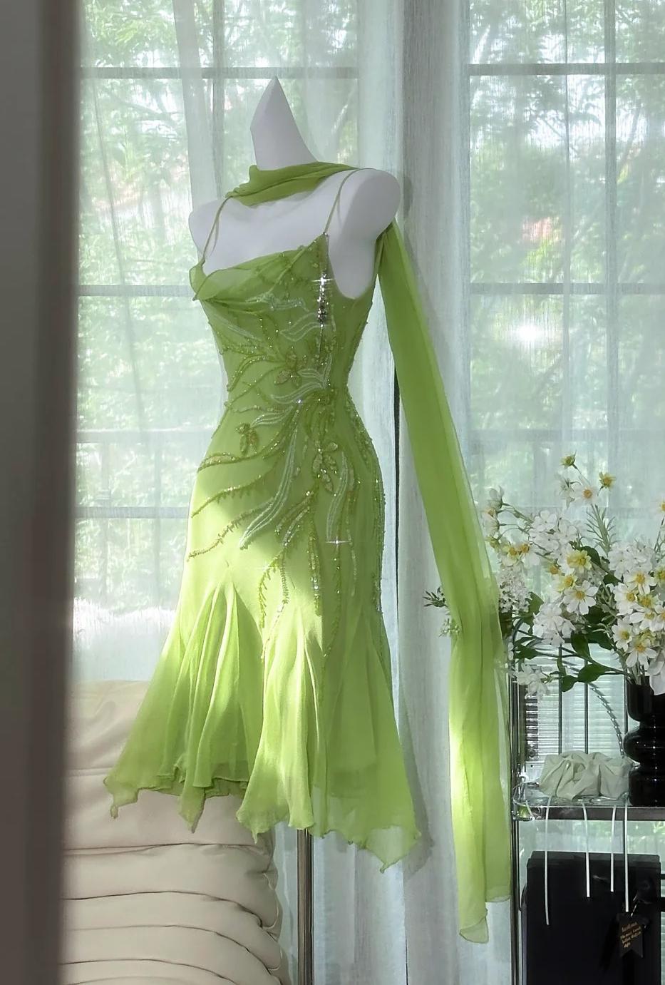 Fairytale Bud Green Sheath Short Prom Dresses Chiffon Beaded Backless Party Dress HZ1108