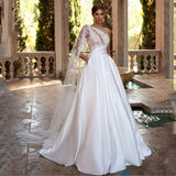 Boho Wedding Dress Vintage Fashion Elegant Ladies A-Line Lace Backless Bridal Dress with Applique Straps Silk Satin Robe De