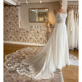 A Line Wedding Dress 2023 Scoop Neck Spaghetti Straps Lace Appliqued Chiffon Beach Bridal Gowns Suknia ślubna